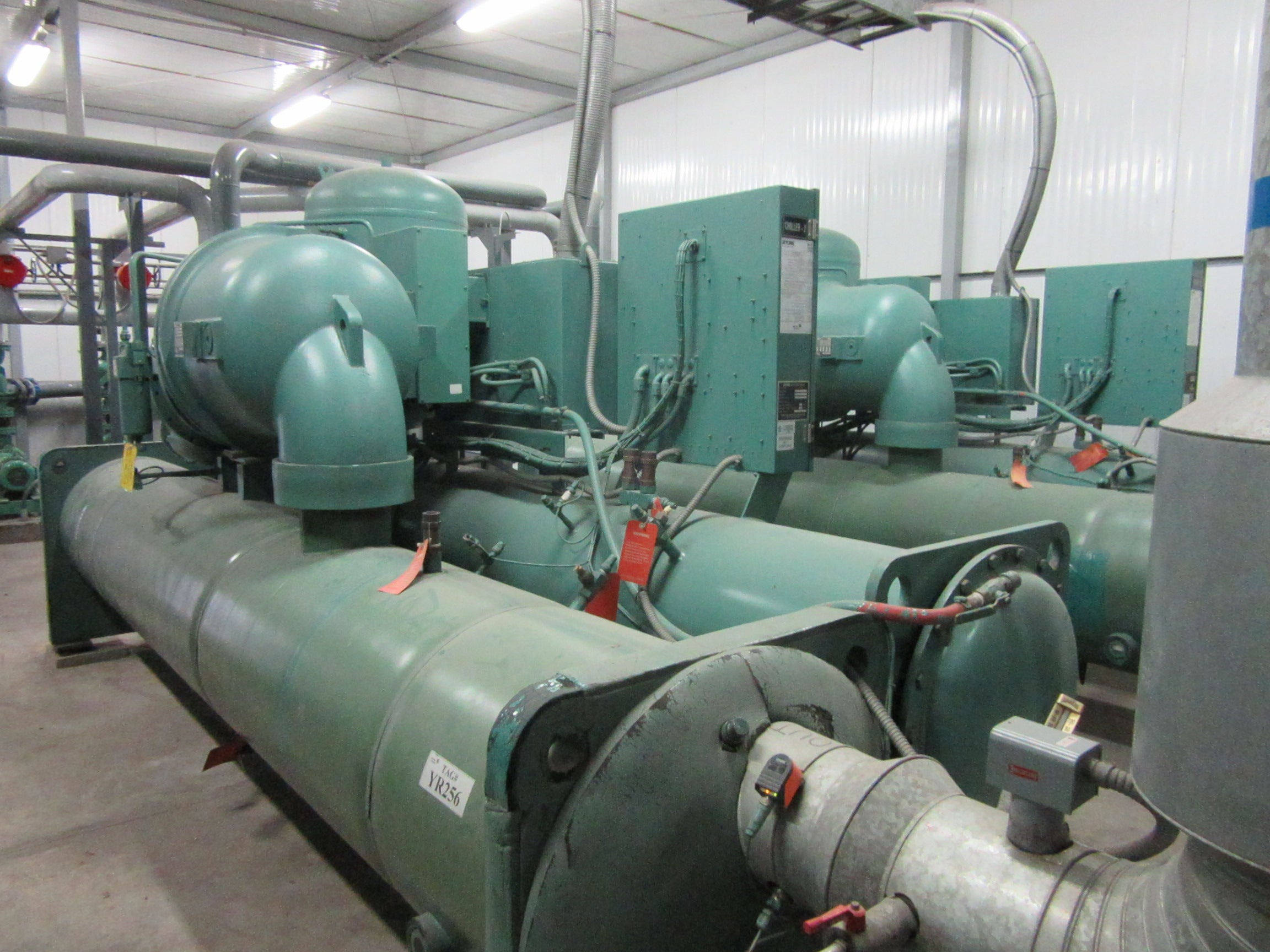 Sistema Chiller - Agua Helada)